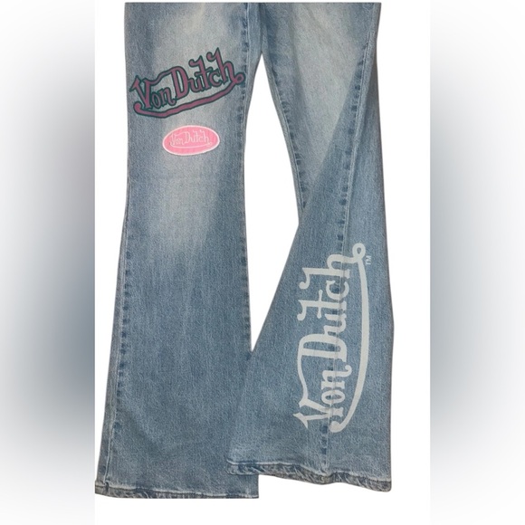 *NWT* VON DUTCH Low Rise Bootcut Patch Embroidered Jeans Light Wash - Picture 7 of 10